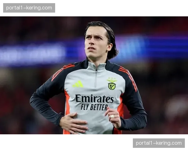 皇马卡雷拉斯补时封堵不力，年轻后卫经验不足暴露